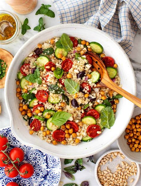 How does Red Quinoa Corn Tomato Salad (26961.1) fit into your Daily Goals - calories, carbs, nutrition