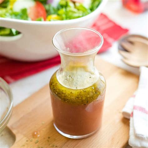 How does Red Wine Vinaigrette (33054.1) fit into your Daily Goals - calories, carbs, nutrition