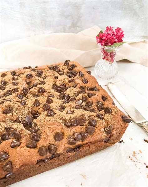 How does Reduced-Fat Banana Chocolate Chip Coffee Cake fit into your Daily Goals - calories, carbs, nutrition