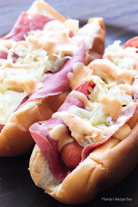 How does Reuben Hot Dog fit into your Daily Goals - calories, carbs, nutrition