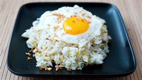 How does Rice White Fried Ginger No Egg 5 oz fit into your Daily Goals - calories, carbs, nutrition