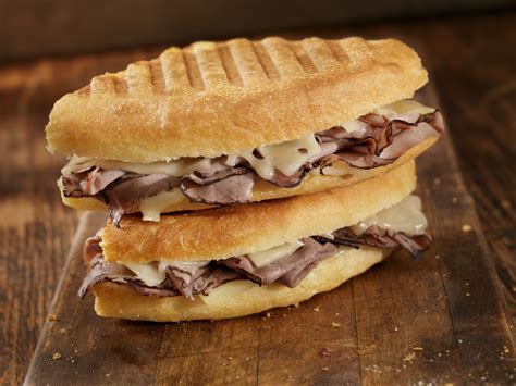 How does Roast Beef Blue Cheese Panini fit into your Daily Goals - calories, carbs, nutrition