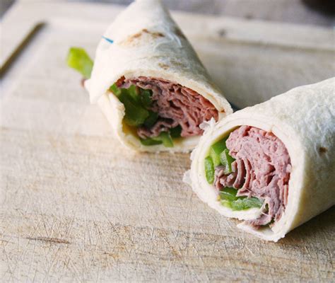 How does Roast Beef Cheddar Wrap fit into your Daily Goals - calories, carbs, nutrition