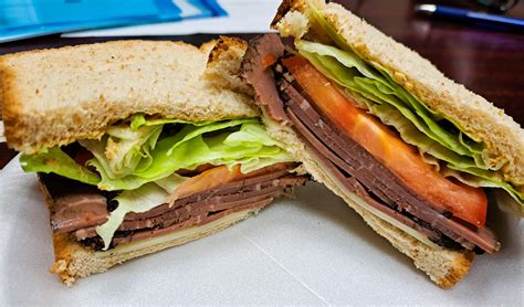 How does Roast Beef Swiss on Wheat (9143.1) fit into your Daily Goals - calories, carbs, nutrition