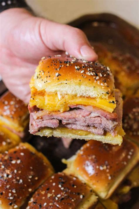 How does Roast Beef and Goat Cheese Sliders fit into your Daily Goals - calories, carbs, nutrition