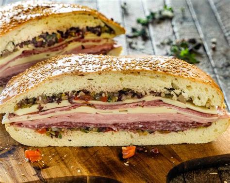 How does Roast Turkey Muffuletta fit into your Daily Goals - calories, carbs, nutrition