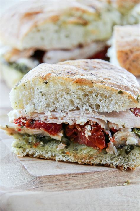 How does Roast Turkey on Focaccia fit into your Daily Goals - calories, carbs, nutrition