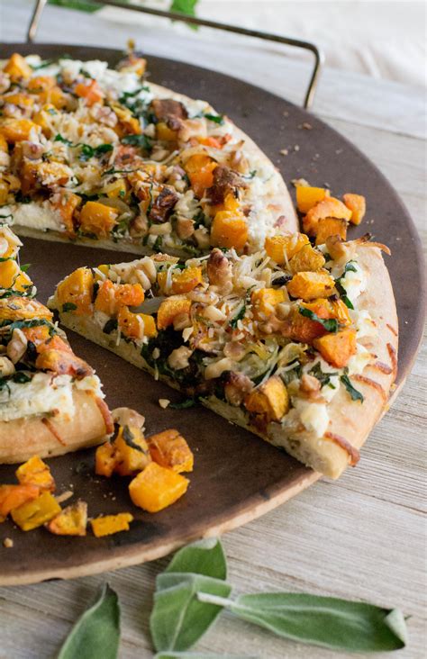 How does Roasted Butternut Squash Pizza fit into your Daily Goals - calories, carbs, nutrition