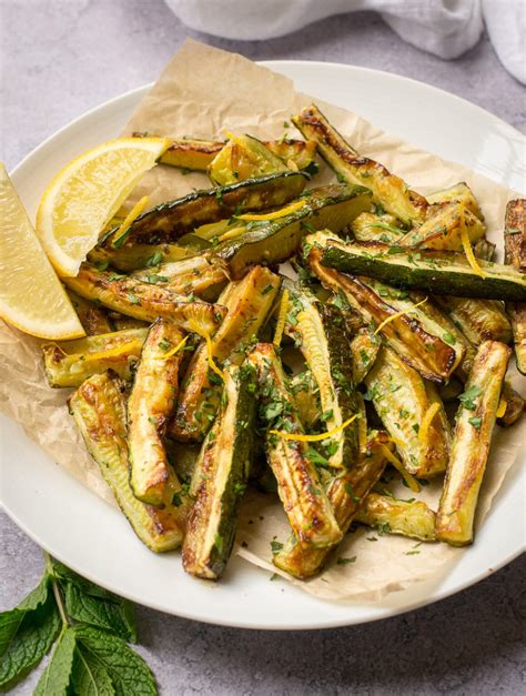 How does Roasted Courgettes fit into your Daily Goals - calories, carbs, nutrition