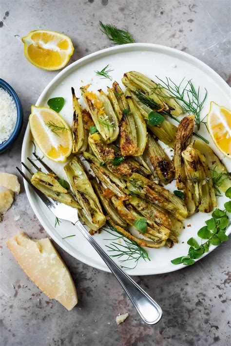 How does Roasted Fennel fit into your Daily Goals - calories, carbs, nutrition