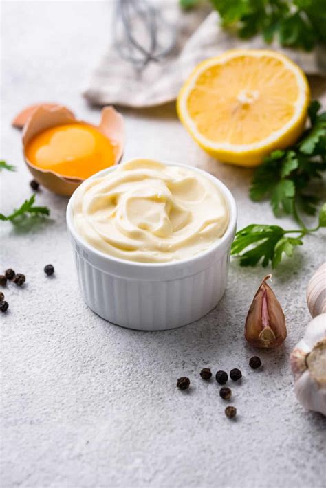 How does Roasted Garlic Mayo fit into your Daily Goals - calories, carbs, nutrition