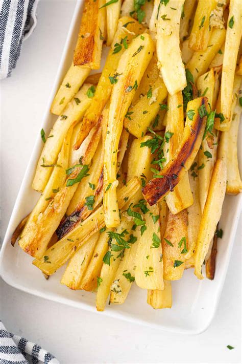 How does Roasted Garlic and Herb Parsnips fit into your Daily Goals - calories, carbs, nutrition