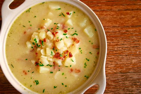 How does Roasted Garlic and Potato Soup fit into your Daily Goals - calories, carbs, nutrition