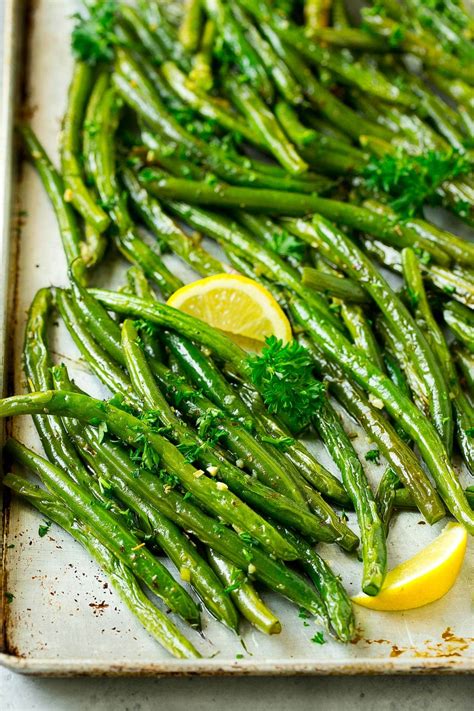 How does Roasted Green Beans fit into your Daily Goals - calories, carbs, nutrition