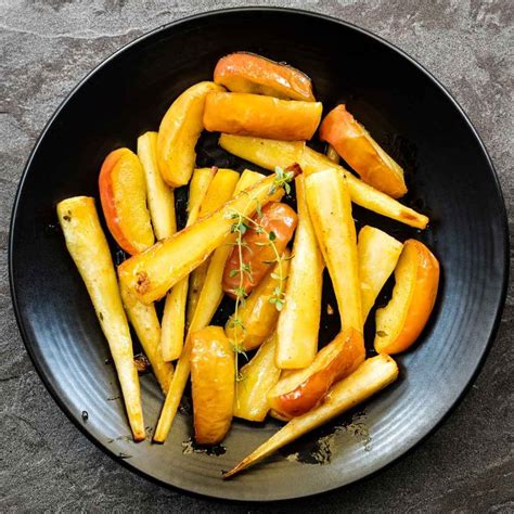 How does Roasted Parsnips (33992.42) fit into your Daily Goals - calories, carbs, nutrition