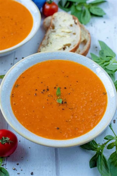 How does Roasted Pepper Tomato Soup fit into your Daily Goals - calories, carbs, nutrition