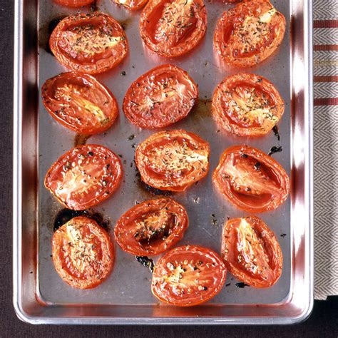 How does Roasted Plum Tomatoes fit into your Daily Goals - calories, carbs, nutrition