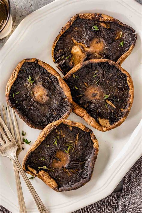 How does Roasted Portobello Mushroom fit into your Daily Goals - calories, carbs, nutrition