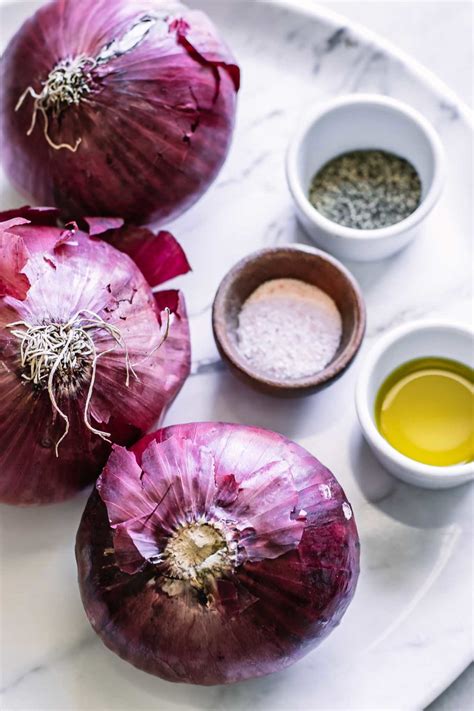 How does Roasted Red Onions fit into your Daily Goals - calories, carbs, nutrition