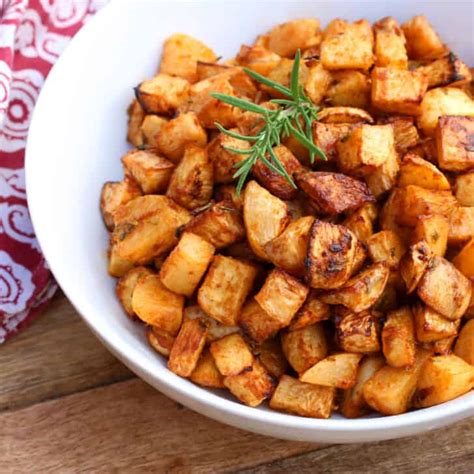 How does Roasted Rutabaga and Green Beans fit into your Daily Goals - calories, carbs, nutrition