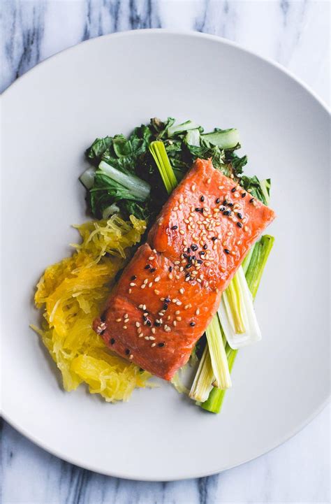 How does Roasted Sesame Salmon fit into your Daily Goals - calories, carbs, nutrition