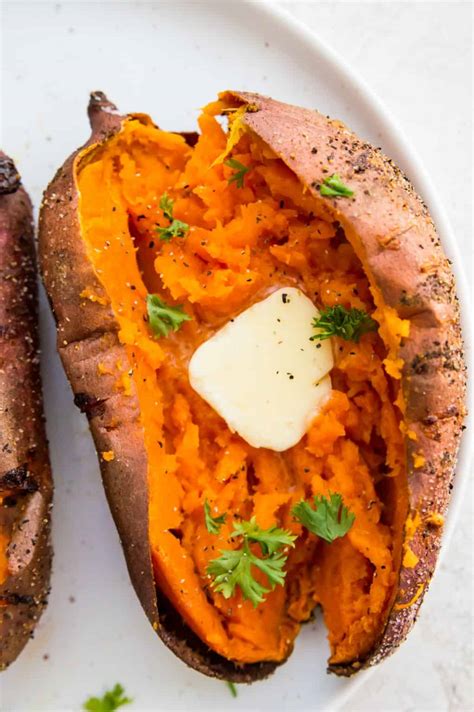 How does Roasted Sweet Potato & Butternut Squash fit into your Daily Goals - calories, carbs, nutrition