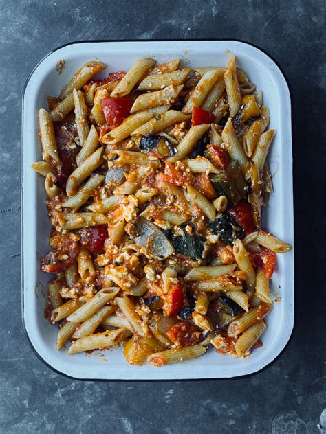 How does Roasted Vegetable Penne Bake fit into your Daily Goals - calories, carbs, nutrition