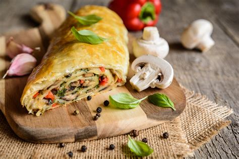 How does Roasted Vegetable Strudel fit into your Daily Goals - calories, carbs, nutrition