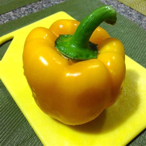 How does Roasted Yellow Peppers fit into your Daily Goals - calories, carbs, nutrition