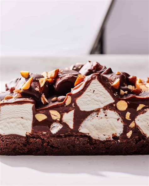 How does Rocky Road Brownie Squares (59291.3) fit into your Daily Goals - calories, carbs, nutrition