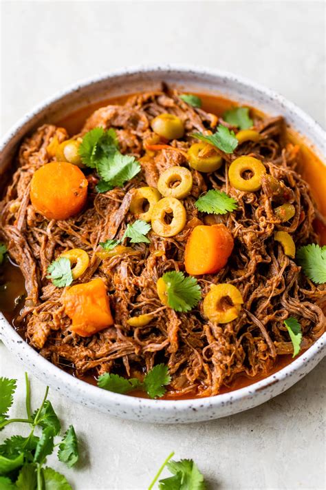 How does Ropa Vieja fit into your Daily Goals - calories, carbs, nutrition