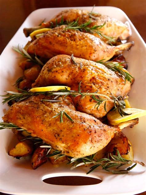 How does Rosemary Chicken Quarter fit into your Daily Goals - calories, carbs, nutrition