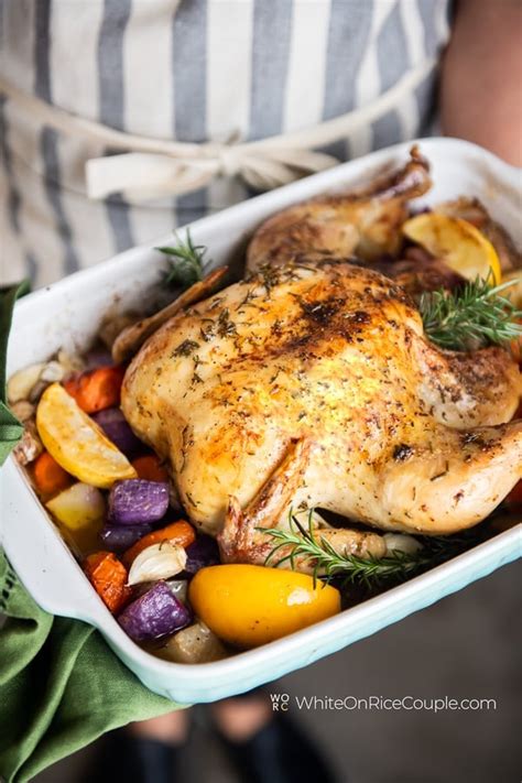 How does Rosemary Roast Chicken fit into your Daily Goals - calories, carbs, nutrition
