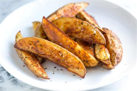 How does Rosemary Roast Wedge Potatoes fit into your Daily Goals - calories, carbs, nutrition