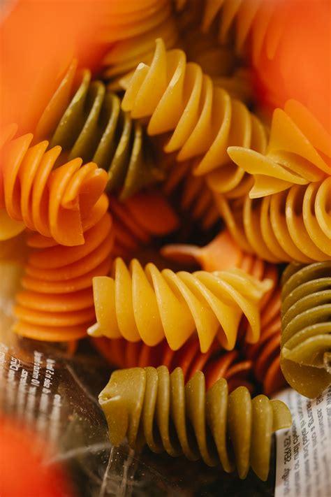 How does Rotini & Zesty Marinara fit into your Daily Goals - calories, carbs, nutrition