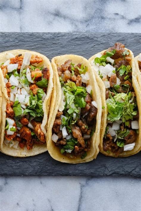 How does Sabores Mexican Street Food fit into your Daily Goals - calories, carbs, nutrition