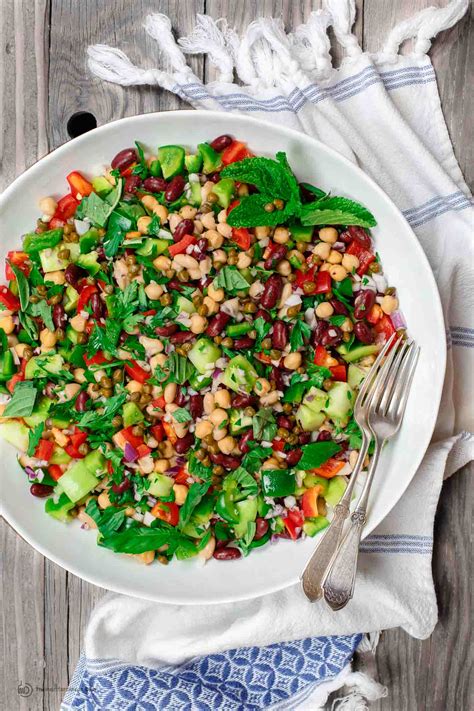 How does Salad 4 Bean fit into your Daily Goals - calories, carbs, nutrition