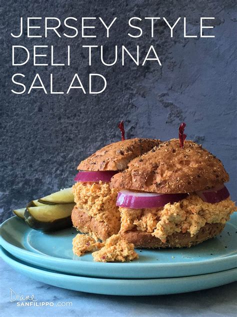 How does Salad Deli Tuna Reg Mayo #16 Scoop fit into your Daily Goals - calories, carbs, nutrition