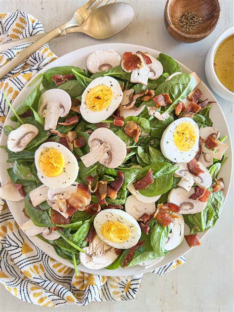 How does Salad Entree Baby Spinach Bacon & Asparagus fit into your Daily Goals - calories, carbs, nutrition