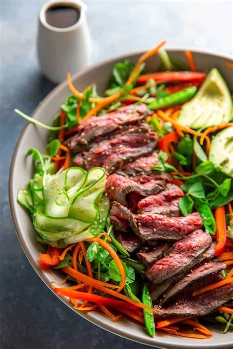 How does Salad Entree Steak Asian fit into your Daily Goals - calories, carbs, nutrition