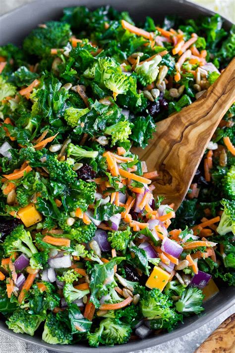 How does Salad Kale & Quinoa 1 oz fit into your Daily Goals - calories, carbs, nutrition