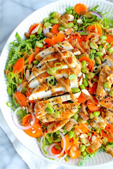 How does Salad Peanut Chicken Base fit into your Daily Goals - calories, carbs, nutrition