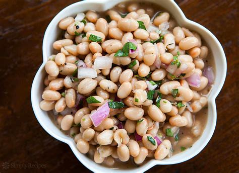 How does Salad White Bean 1 oz fit into your Daily Goals - calories, carbs, nutrition