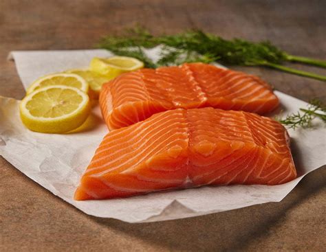 How does Salmon Atlantic 6 oz Pan Roasted Lemon Thyme fit into your Daily Goals - calories, carbs, nutrition