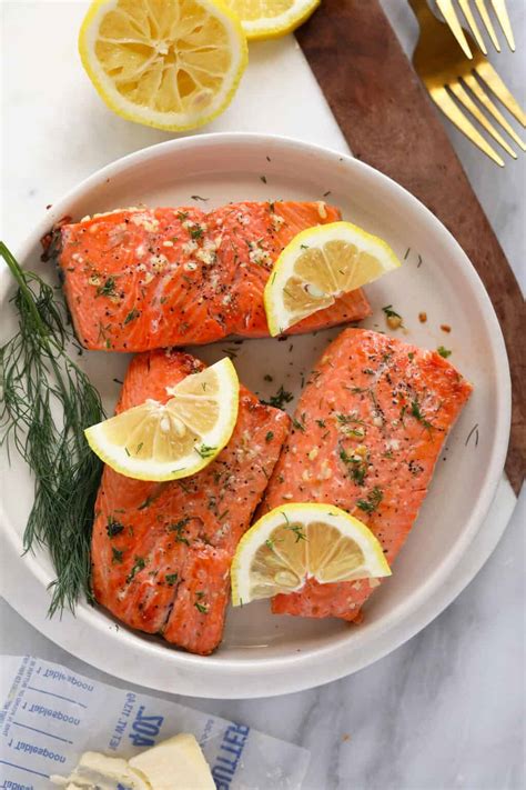 How does Salmon Atlantic 6 oz Pan Seared Asian fit into your Daily Goals - calories, carbs, nutrition