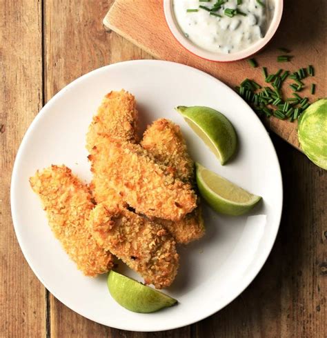 How does Salmon Fish Fingers fit into your Daily Goals - calories, carbs, nutrition