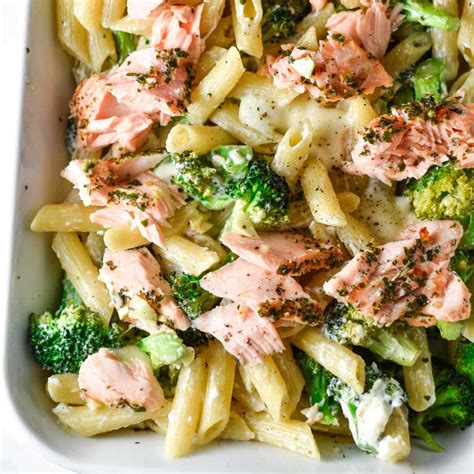 How does Salmon and Broccoli Pasta fit into your Daily Goals - calories, carbs, nutrition