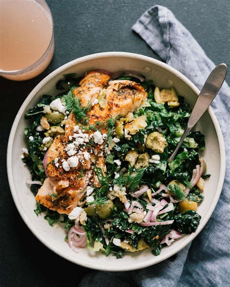 How does Salmon and Roasted Veg Salad fit into your Daily Goals - calories, carbs, nutrition