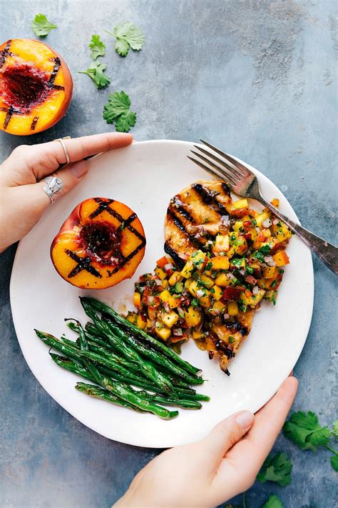 How does Salsa Peach Grilled 2 oz fit into your Daily Goals - calories, carbs, nutrition