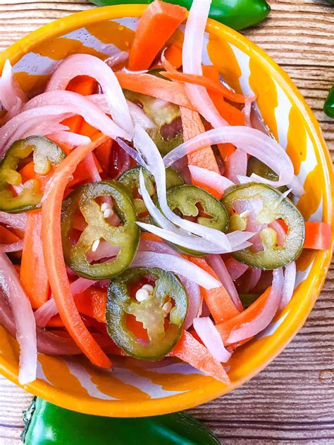 How does Salsa Pickled Escabeche 1 Tbsp fit into your Daily Goals - calories, carbs, nutrition